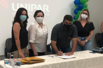 Foto - Administração Municipal participa da Cerimônia de Abertura PlanificaSUS Paraná