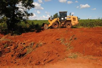 Foto - Estrada São João obra de recuperação