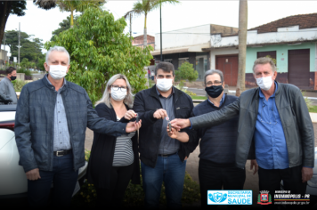 Foto - Município de Indianópolis recebe 02 (dois) veículos 0Km para a Secretaria Municipal de Saúde