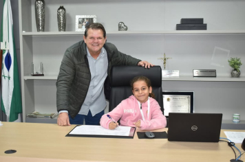Uma manhã de sonhos no gabinete do prefeito!