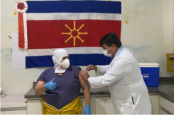 Indianópolis inicia a vacina contra a Covid-19 nos profissionais de saúde (atualizado)