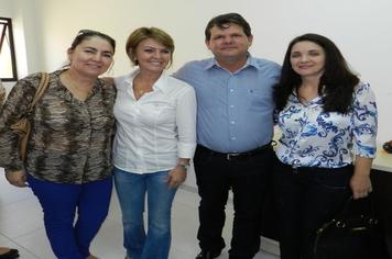 Prefeito prestigia visita da Secretária da Família e Desenvolvimento Social Fernanda Richa.