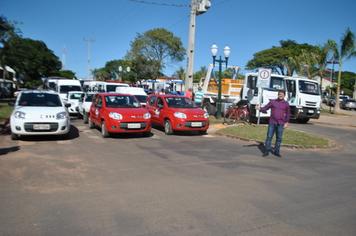Prefeito Paulinho Mineiro inaugura novo Pátio Municipal e faz apresentação da frota de veículos adquiridos.