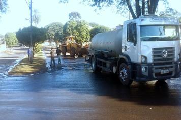 Indianópolis continua obras de recape asfáltico em ruas e avenidas