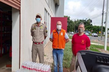 Indianópolis recebe frascos de álcool para o combate a Covid-19