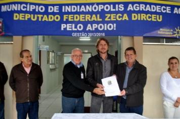 Deputado Zeca Dirceu visita Indianópolis