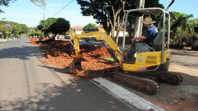 Município realiza obras na rede de água da Sanepar