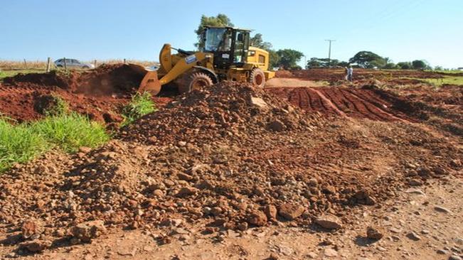 Prefeito visita obras nas Estradas Rurais!