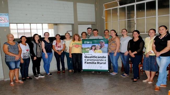 Indianópolis realiza Curso de Culinária - Geleias e Doces