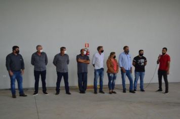 Foto - Administração municipal inaugura barracão industrial