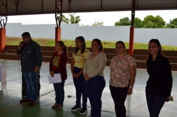Foto - Prefeitura faz entrega de ovos de Páscoa para crianças