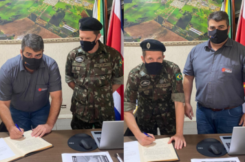 Foto - Prefeito Juliano é empossado como Presidente da Junta Militar