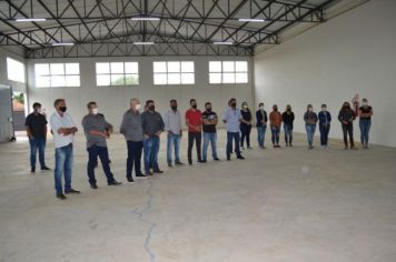 Foto - Administração municipal inaugura barracão industrial